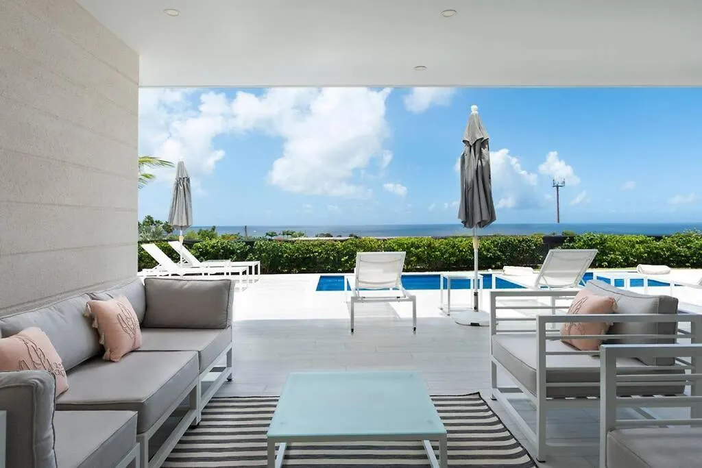 Westmoreland Luxury Villa, Pool, Sea Views, Beach Club Access 세인트 제임스 바베이도스